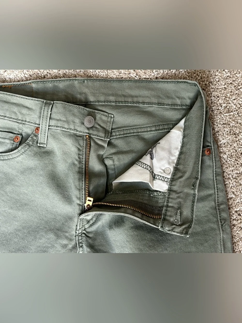 Men’s Levi's 511 Slim Fit Jeans in Green (W29xL30)
